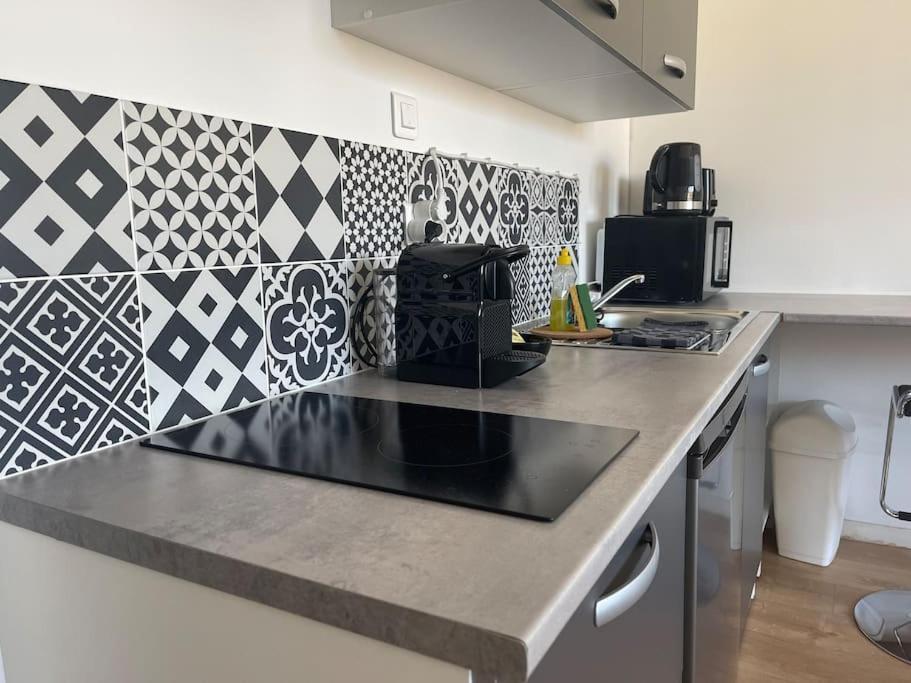 Studio Cosy Rue Alexander Taylor, Wifi, 2 Pers Pau Luaran gambar