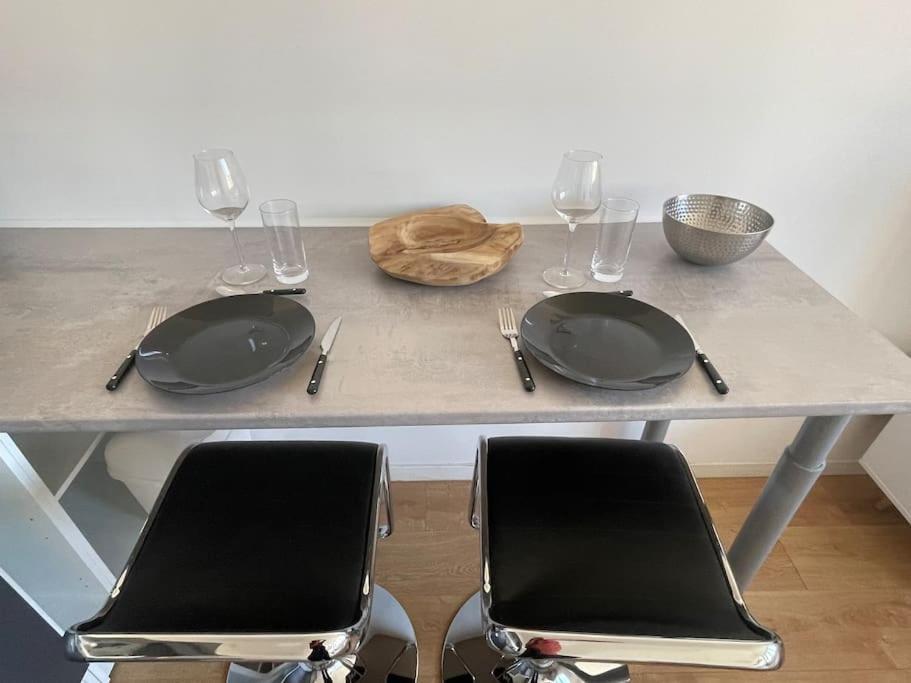 Studio Cosy Rue Alexander Taylor, Wifi, 2 Pers Pau Luaran gambar